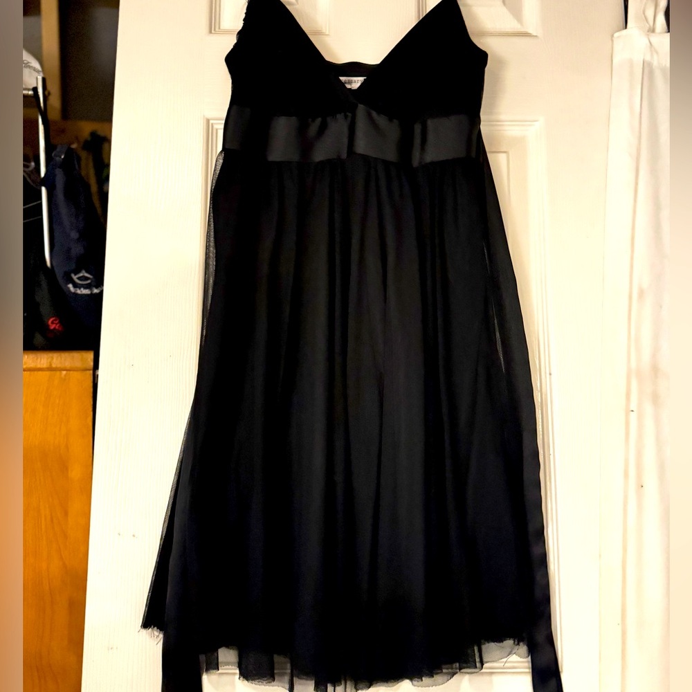 Elegant Black Sleeveless Dress